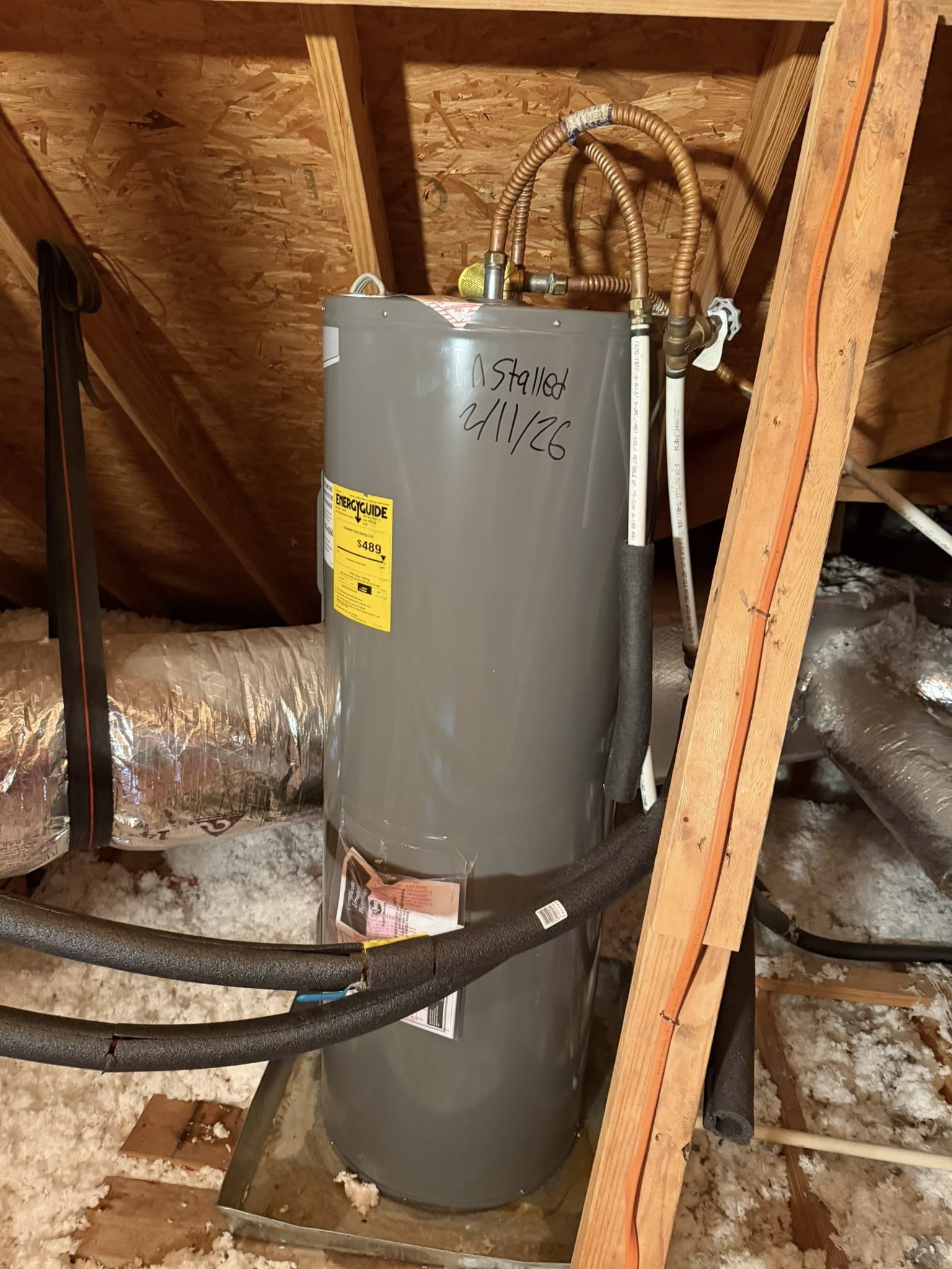 🔥 Is It Time to Replace Your Water Heater? 🔥
